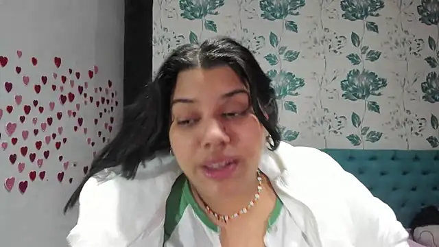 Snapshot of LindaBreeS chatting on March 2025 08:14:02 PM LindaBreeS online show from March 2025 08:14:02 PM