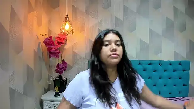 LindaBreeS online show from May 2026 01:43:02 PM