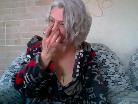 Lorie Carrie online show from April 2026 10:05:01 AM