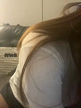 Keaibo online show from March 2025 04:43:02 AM