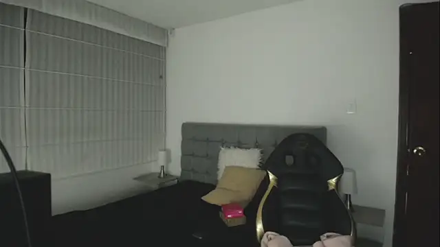 Andrea Ramos online show from September 2025 05:51:02 PM