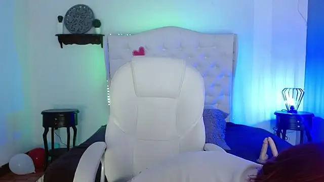 elena detroya online show from February 2025 12:54:01 PM