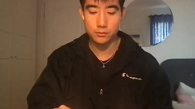 jungcock3210 online show from September 2025 10:42:01 AM