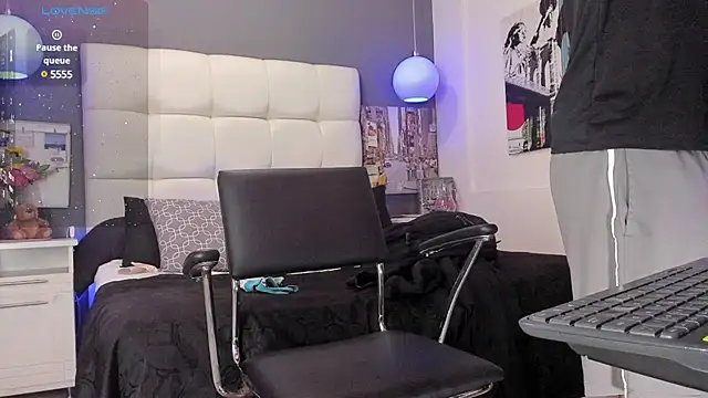 THIAGOXBIG online show from December 2024 01:26:02 AM