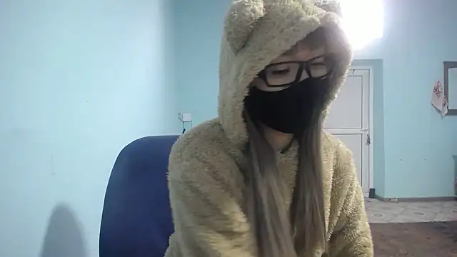 elllaaxx online show from March 2025 03:51:01 AM