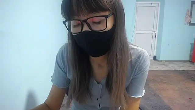 elllaaxx online show from October 2025 03:45:01 AM