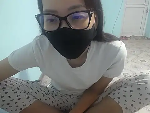 Snapshot of elllaaxx chatting on July 2026 03:41:02 AM elllaaxx online show from July 2026 03:41:02 AM