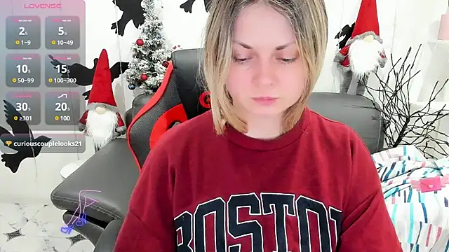 SmilingEmily  online show from December 2024 10:34:01 AM