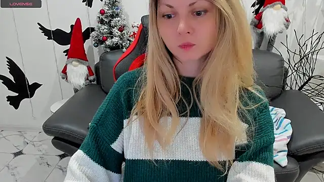 SmilingEmily  online show from January 2025 06:44:02 AM