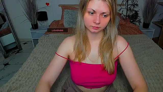 SmilingEmily  online show from March 2025 07:36:01 AM