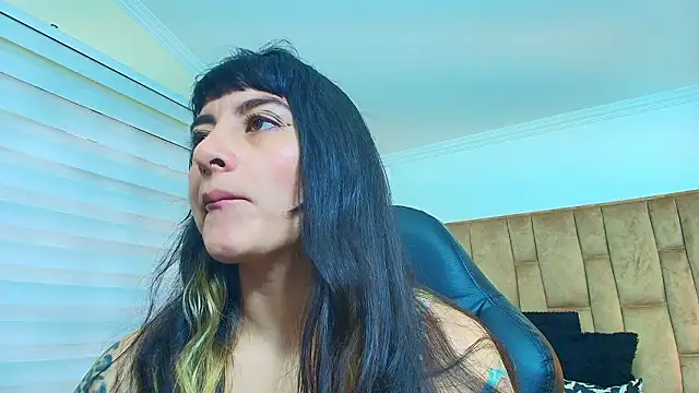 Naughty Kittenm online show from March 2026 11:27:02 AM