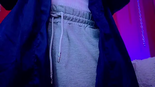 Julieta Russell online show from September 2025 11:58:01 AM