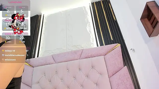 laurem-paulette online show from January 2025 07:11:01 PM