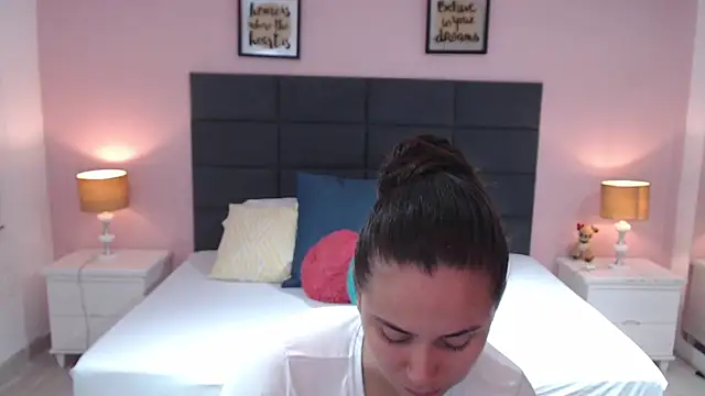 MadisonJenner online show from February 2025 11:58:01 AM