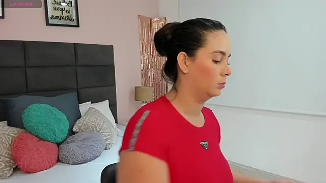 MadisonJenner online show from February 2026 12:12:01 PM