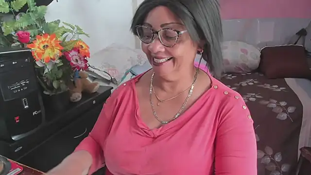Snapshot of Mrs_mommy_ chatting on July 2026 08:00:01 PM Mrs mommy online show from July 2026 08:00:01 PM