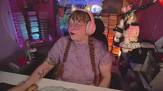 FatVeronica online show from July 2026 05:26:02 PM