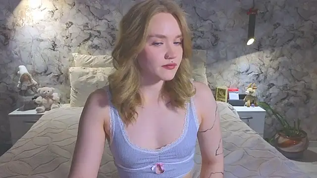 Aurora Golden1 online show from April 2026 03:26:01 AM