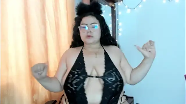 jessica hot 28 online show from September 2025 05:51:01 PM