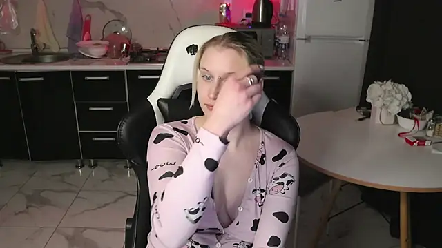 MertyXX online show from May 2026 09:10:02 PM