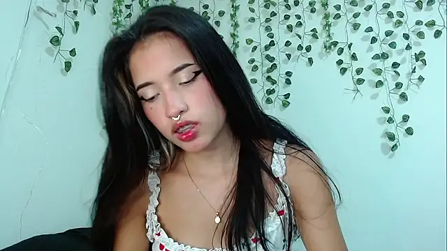 laurita rico online show from September 2025 05:07:01 AM