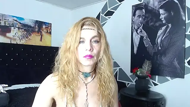 Kyza Ryan online show from October 2025 10:40:01 PM