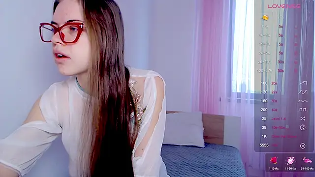 Sarah HS online show from February 2026 03:33:02 AM