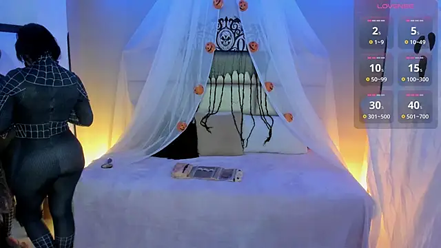 kristen kassi online show from October 2025 06:10:01 PM