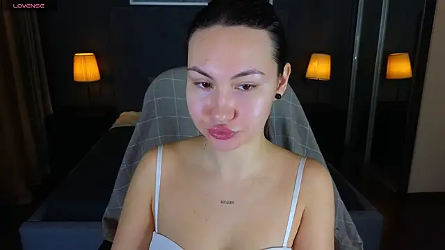 GIGI BENNET online show from January 2025 05:27:01 AM