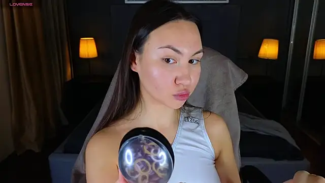 GIGI BENNET online show from January 2025 08:57:02 AM