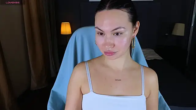 GIGI BENNET online show from January 2025 09:21:02 AM