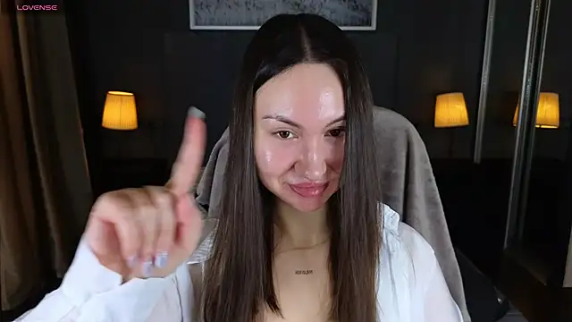 GIGI BENNET online show from February 2025 05:42:02 AM