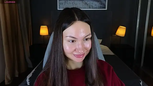 GIGI BENNET online show from March 2025 08:10:01 AM