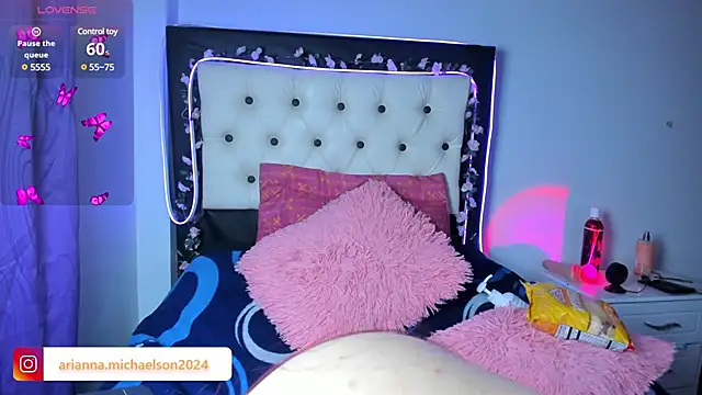 AriannaMichaelson online show from December 2024 03:30:01 AM