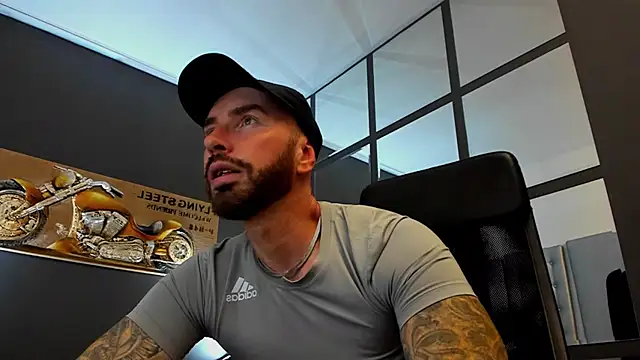 AronGrant online show from September 2025 09:03:02 AM