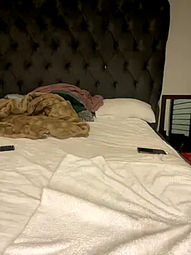 Snapshot of MILL204 chatting on October 2025 12:38:02 AM MILL204 online show from October 2025 12:38:02 AM