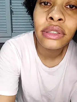 Su Duarte 1 online show from November 2025 01:33:02 AM