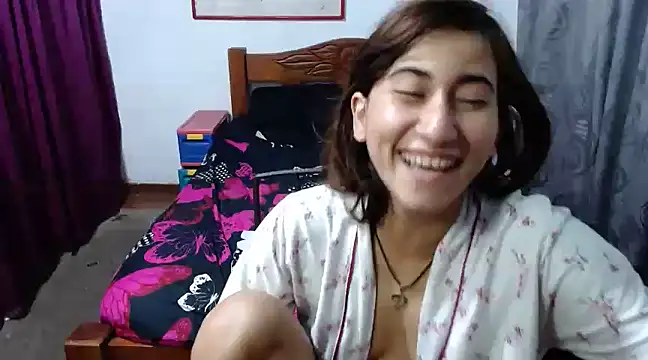 LadyMilk003 online show from December 2024 06:55:01 PM