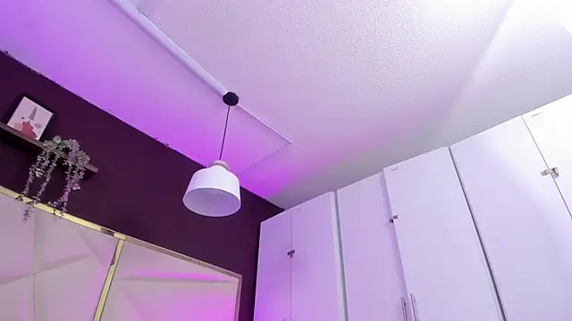 April bowie online show from October 2025 11:11:01 AM