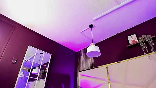 April bowie online show from October 2025 03:13:01 PM