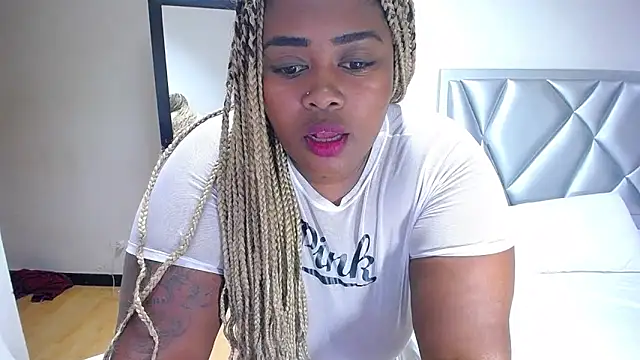 Snapshot of exotic_karmella chatting on March 2025 11:42:01 PM exotic karmella online show from March 2025 11:42:01 PM