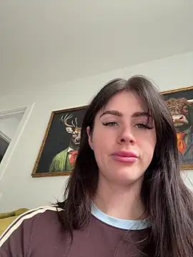 aus queen online show from July 2026 10:25:02 PM