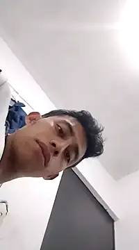 Flaquito pitudo online show from December 2024 08:34:02 AM