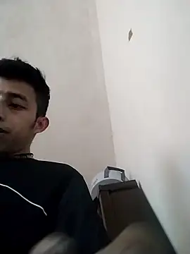 Flaquito pitudo online show from December 2024 07:49:02 PM