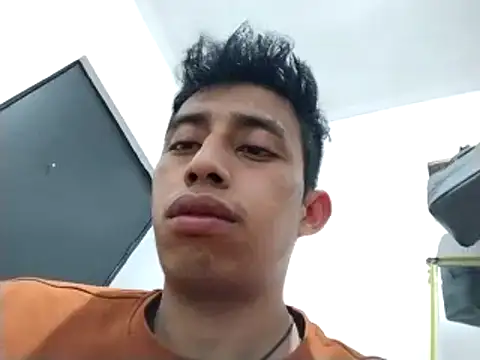 Flaquito pitudo online show from February 2025 04:52:01 AM