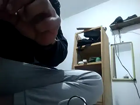 Flaquito pitudo online show from March 2025 11:33:02 AM