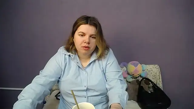 so shy online show from April 2026 06:16:02 AM