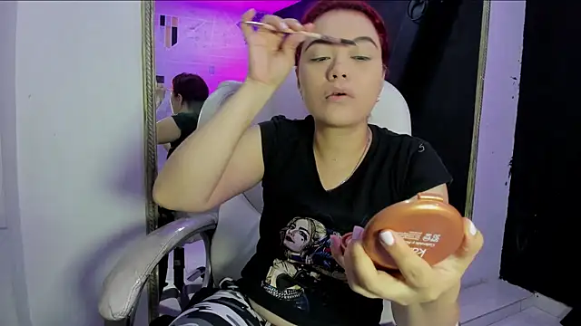 Snapshot of DarlingBDSM_ chatting on February 2025 01:11:02 PM DarlingBDSM online show from February 2025 01:11:02 PM