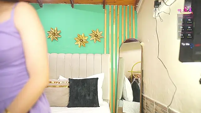 Snapshot of katlyn_martins chatting on September 2025 07:04:02 PM katlyn martins online show from September 2025 07:04:02 PM