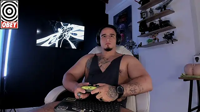 kingbear777 online show from October 2025 07:23:02 PM